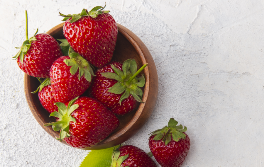 Erdbeeren in einer Schale